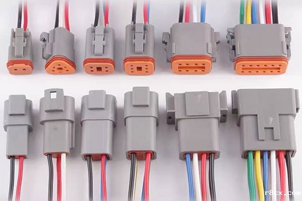 德驰防水连接器